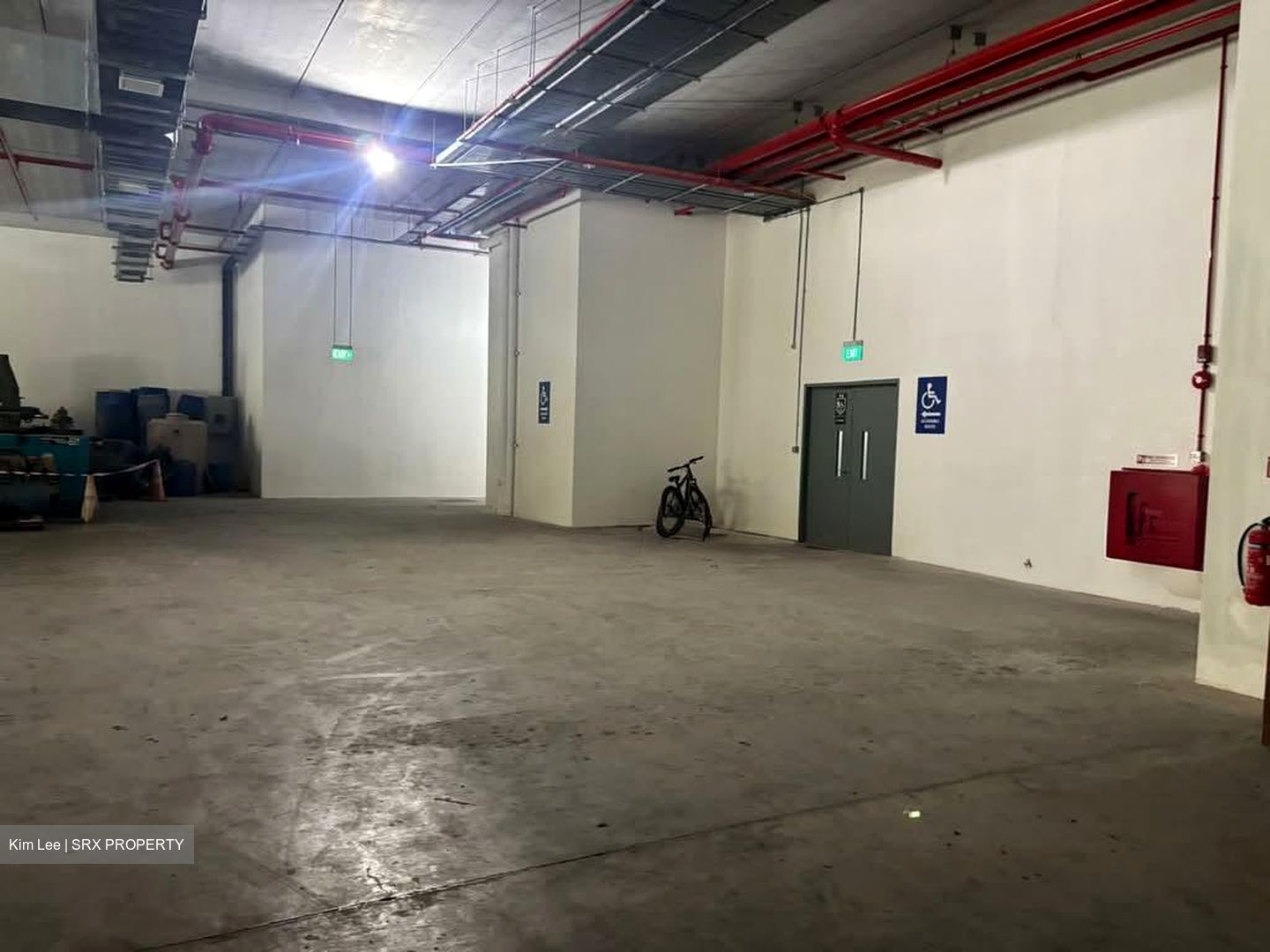 First East Centre (D14), Factory #564640721